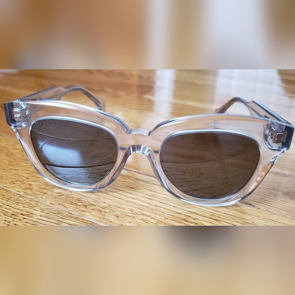 DIFF Eyewear Jagger Sunglasses - Picture 5 of 9